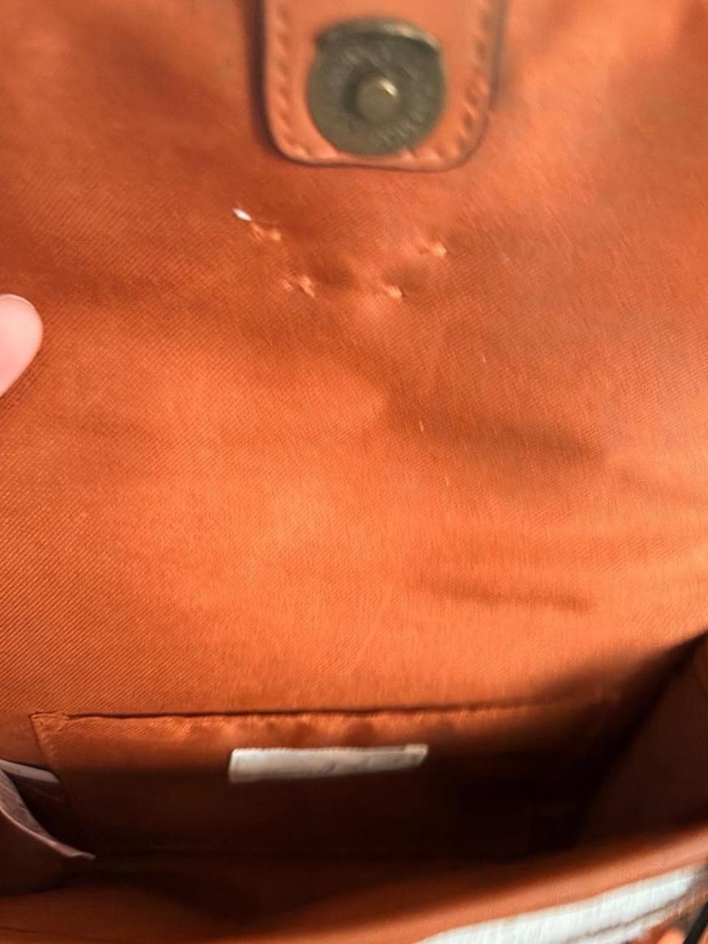 Universal Thread Cream Sherpa Crossbody with Tan Trim - Picture 5 of 6